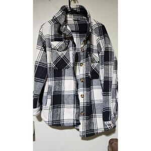 Member’s Mark Plaid Shacket – Size L